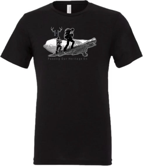 Short Sleeve Wildlife Image